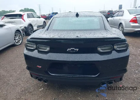 2024 Chevrolet Camaro Rwd 3Lt from USA, damaged, VIN 1G1FD1RS8R0108204